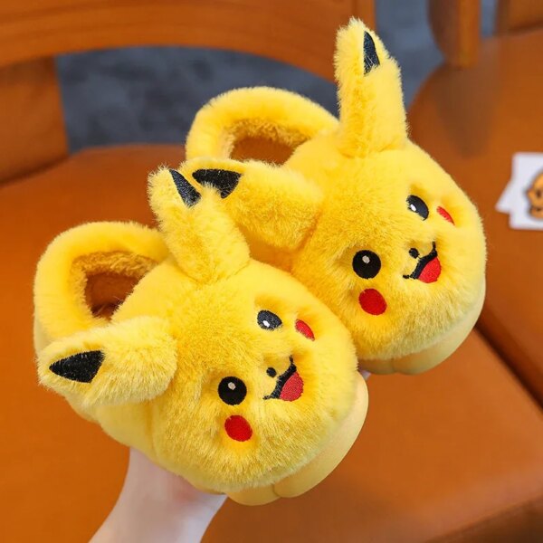 Chausson Peluche Pokémon Pikachu