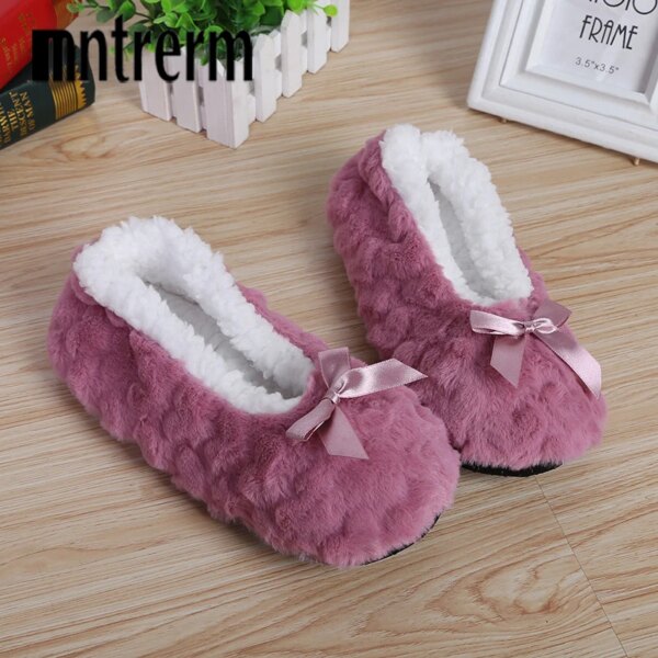 Chaussons Souple Peluche Fourrés Femme